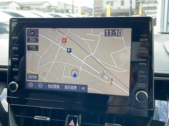 トヨタ カローラツーリング ハイブリッド ダブルバイビー 広島県 2020(令2)年 2.2万km ホワイトパールクリスタルシャイン TRDエアロ（F/S/R）/ルーフレール/トヨタセーフティセンス/・プリクラッシュセーフティ/・レーンディパーチャーアラート/・LTA/・RSA/・先行車発進告知/・レーダークルーズコントロール/BSM/クリアランスソナー/純正ディスプレイオーディオ/・ナビ機能/CD/DVD/Bluetooth/USB/バックカメラ/革巻きステアリング/ステアリングスイッチ/ステアリングヒーター/シートヒーター/ハーフレザーシート/LEDヘッドライト/フォグランプ/純正ドライブレコーダー（DRT-H68A）/ETC/トノカバー/純正ドアバイザー/純正17インチアルミホイール/W+サイド+カーテンエアバック