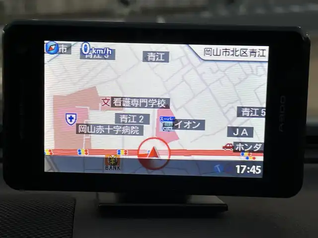日産 シーマ ハイブリッド VIP G 岡山県 2015(平27)年 0.7万km ブレードシルバー 登録時走行距離6788km/ヘッドレスト後席モニター/BOSEサウンド/サンルーフ/純正HDDナビ/(AM/FM/TV/BT/DISC)/衝突被害軽減システム/クルーズコントロール/バックカメラ/ドライブレコーダー/WAC/全席シートヒーター/全席パワーシート/N席オットマン/シートメモリ/ビルトインETC/スマートキー/スペアキー/純正１８インチアルミホイール