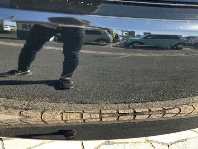 日産 フーガ 370GT 静岡県 2012(平24)年 6.4万km スーパーブラック 純正マルチ/・FM/AM/・TV/・AUX/・CD/DVD/・Bluetooth/主要装備/・バックカメラ/・BOSEサウンドシステム/・ビルトインＥＴＣ/・ＨＩＤヘッドライト/・クルーズコントロール/・前席パワーシート/・助手席オットマン/・１９インチ社外アルミ/・オートライト/・フォグランプ/・横滑り防止装置/・ＭＴモード付ＡＴ/・電動チルト＆テレスコピックステアリング