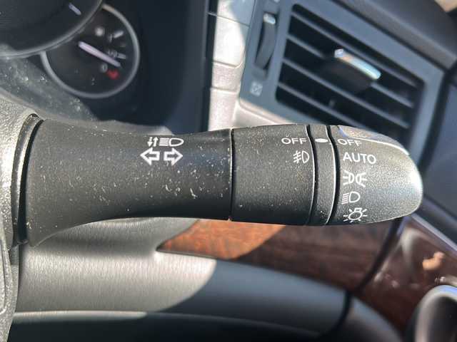 日産 フーガ 370GT 静岡県 2012(平24)年 6.4万km スーパーブラック 純正マルチ/・FM/AM/・TV/・AUX/・CD/DVD/・Bluetooth/主要装備/・バックカメラ/・BOSEサウンドシステム/・ビルトインＥＴＣ/・ＨＩＤヘッドライト/・クルーズコントロール/・前席パワーシート/・助手席オットマン/・１９インチ社外アルミ/・オートライト/・フォグランプ/・横滑り防止装置/・ＭＴモード付ＡＴ/・電動チルト＆テレスコピックステアリング