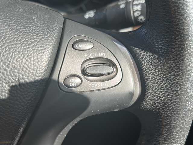 日産 フーガ 370GT 静岡県 2012(平24)年 6.4万km スーパーブラック 純正マルチ/・FM/AM/・TV/・AUX/・CD/DVD/・Bluetooth/主要装備/・バックカメラ/・BOSEサウンドシステム/・ビルトインＥＴＣ/・ＨＩＤヘッドライト/・クルーズコントロール/・前席パワーシート/・助手席オットマン/・１９インチ社外アルミ/・オートライト/・フォグランプ/・横滑り防止装置/・ＭＴモード付ＡＴ/・電動チルト＆テレスコピックステアリング