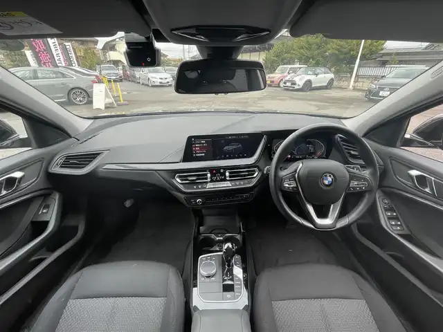 ＢＭＷ ＢＭＷ １１８ｄ プレイ エディションジョイ+ 栃木県 2020(令2)年 1.8万km ミネラルグレー コンフォートアクセス/インテリジェントセーフティ/アンビエントライト /D席パワーシート /パワーテールゲート/パークディスタンスコントロール/レーンキープアシスト/ブラインドスポット /ワイヤレスチャージ /LEDヘッドライト/オートハイビーム /ACC/ナビ/バックカメラ/ミラーETC/ドライブレコーダー前後