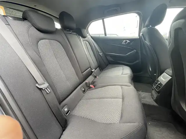 ＢＭＷ ＢＭＷ １１８ｄ プレイ エディションジョイ+ 栃木県 2020(令2)年 1.8万km ミネラルグレー コンフォートアクセス/インテリジェントセーフティ/アンビエントライト /D席パワーシート /パワーテールゲート/パークディスタンスコントロール/レーンキープアシスト/ブラインドスポット /ワイヤレスチャージ /LEDヘッドライト/オートハイビーム /ACC/ナビ/バックカメラ/ミラーETC/ドライブレコーダー前後