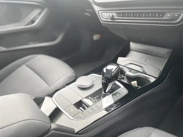 ＢＭＷ ＢＭＷ １１８ｄ プレイ エディションジョイ+ 栃木県 2020(令2)年 1.8万km ミネラルグレー コンフォートアクセス/インテリジェントセーフティ/アンビエントライト /D席パワーシート /パワーテールゲート/パークディスタンスコントロール/レーンキープアシスト/ブラインドスポット /ワイヤレスチャージ /LEDヘッドライト/オートハイビーム /ACC/ナビ/バックカメラ/ミラーETC/ドライブレコーダー前後