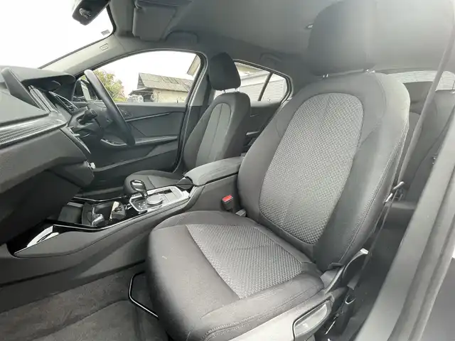 ＢＭＷ ＢＭＷ １１８ｄ プレイ エディションジョイ+ 栃木県 2020(令2)年 1.8万km ミネラルグレー コンフォートアクセス/インテリジェントセーフティ/アンビエントライト /D席パワーシート /パワーテールゲート/パークディスタンスコントロール/レーンキープアシスト/ブラインドスポット /ワイヤレスチャージ /LEDヘッドライト/オートハイビーム /ACC/ナビ/バックカメラ/ミラーETC/ドライブレコーダー前後