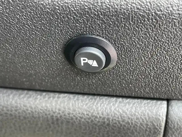 日産 マーチ 12S 新潟県 2018(平30)年 0.4万km ピンク ワンオーナー/純正ホイール/DVDプレーヤー/ドアバイザー/コーナーセンサー/電動格納ドアミラー/レベライザー/フロアマット