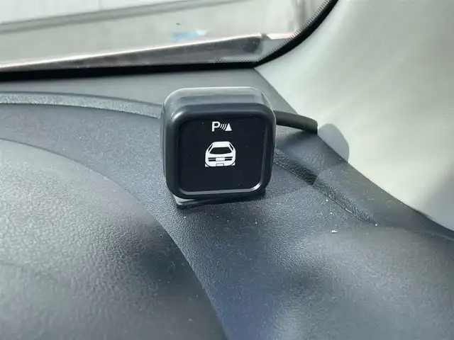 日産 マーチ 12S 新潟県 2018(平30)年 0.4万km ピンク ワンオーナー/純正ホイール/DVDプレーヤー/ドアバイザー/コーナーセンサー/電動格納ドアミラー/レベライザー/フロアマット