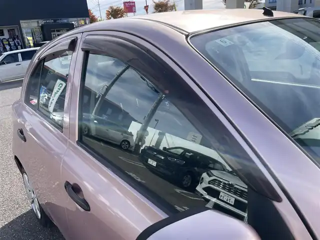 日産 マーチ 12S 新潟県 2018(平30)年 0.4万km ピンク ワンオーナー/純正ホイール/DVDプレーヤー/ドアバイザー/コーナーセンサー/電動格納ドアミラー/レベライザー/フロアマット