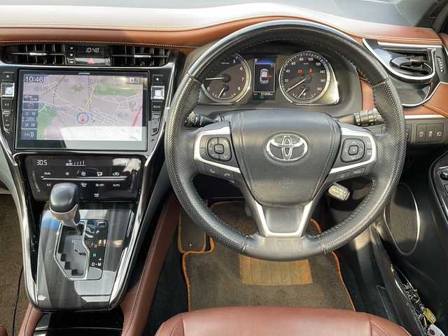 トヨタ ハリアー エレガンス 山口県 2017(平29)年 5.1万km ホワイトパールクリスタルシャイン サンルーフ/茶ハーフレザーシート/社外20インチAW/モデリスタエアロ/アルパイン製メモリナビ/Bluetooth/フルセグTV/バックカメラ/スマートキー＆プッシュスタート/クルーズコントロール/アイドリングストップ/オートマチックハイビーム/LEDヘッドライト/LEDフォグライト/オートライト/ステアリングスイッチ/レーンキープアシスト/衝突軽減ブレーキ/電子制御パーキングブレーキ/保証書・取説/スペアキー1個