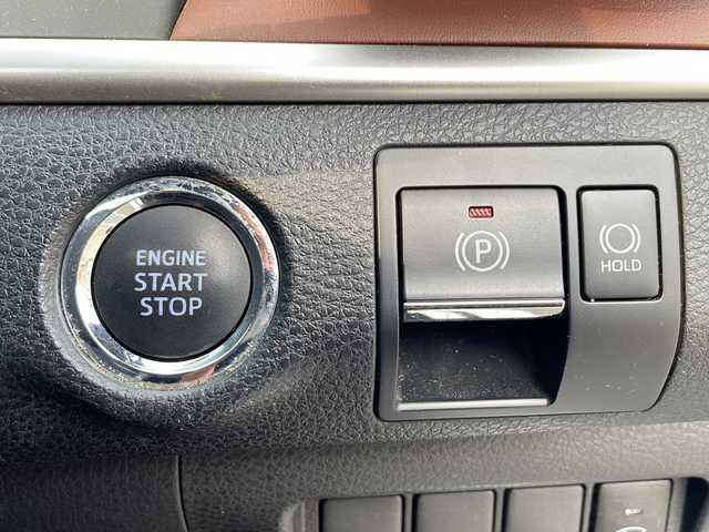 トヨタ ハリアー エレガンス 山口県 2017(平29)年 5.1万km ホワイトパールクリスタルシャイン サンルーフ/茶ハーフレザーシート/社外20インチAW/モデリスタエアロ/アルパイン製メモリナビ/Bluetooth/フルセグTV/バックカメラ/スマートキー＆プッシュスタート/クルーズコントロール/アイドリングストップ/オートマチックハイビーム/LEDヘッドライト/LEDフォグライト/オートライト/ステアリングスイッチ/レーンキープアシスト/衝突軽減ブレーキ/電子制御パーキングブレーキ/保証書・取説/スペアキー1個