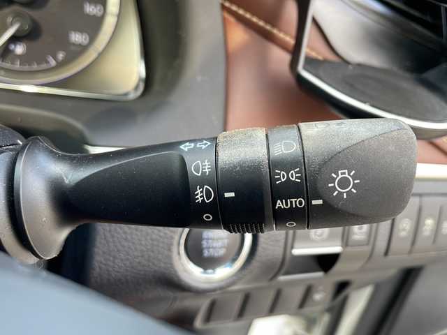 トヨタ ハリアー エレガンス 山口県 2017(平29)年 5.1万km ホワイトパールクリスタルシャイン サンルーフ/茶ハーフレザーシート/社外20インチAW/モデリスタエアロ/アルパイン製メモリナビ/Bluetooth/フルセグTV/バックカメラ/スマートキー＆プッシュスタート/クルーズコントロール/アイドリングストップ/オートマチックハイビーム/LEDヘッドライト/LEDフォグライト/オートライト/ステアリングスイッチ/レーンキープアシスト/衝突軽減ブレーキ/電子制御パーキングブレーキ/保証書・取説/スペアキー1個