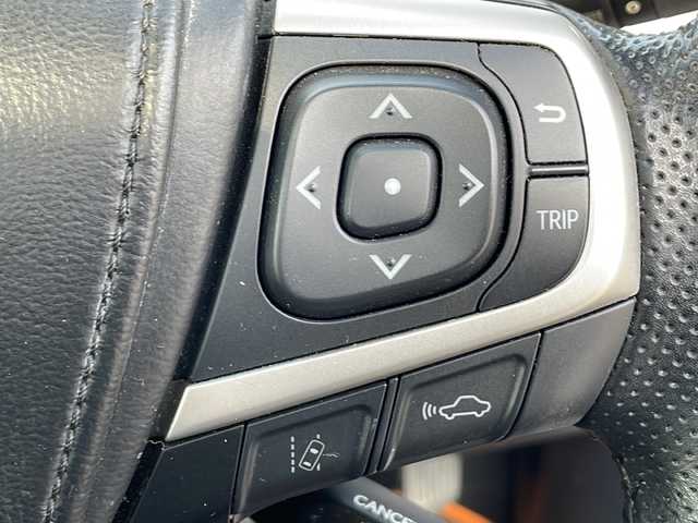 トヨタ ハリアー エレガンス 山口県 2017(平29)年 5.1万km ホワイトパールクリスタルシャイン サンルーフ/茶ハーフレザーシート/社外20インチAW/モデリスタエアロ/アルパイン製メモリナビ/Bluetooth/フルセグTV/バックカメラ/スマートキー＆プッシュスタート/クルーズコントロール/アイドリングストップ/オートマチックハイビーム/LEDヘッドライト/LEDフォグライト/オートライト/ステアリングスイッチ/レーンキープアシスト/衝突軽減ブレーキ/電子制御パーキングブレーキ/保証書・取説/スペアキー1個