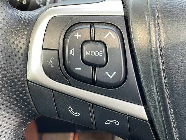 トヨタ ハリアー エレガンス 山口県 2017(平29)年 5.1万km ホワイトパールクリスタルシャイン サンルーフ/茶ハーフレザーシート/社外20インチAW/モデリスタエアロ/アルパイン製メモリナビ/Bluetooth/フルセグTV/バックカメラ/スマートキー＆プッシュスタート/クルーズコントロール/アイドリングストップ/オートマチックハイビーム/LEDヘッドライト/LEDフォグライト/オートライト/ステアリングスイッチ/レーンキープアシスト/衝突軽減ブレーキ/電子制御パーキングブレーキ/保証書・取説/スペアキー1個