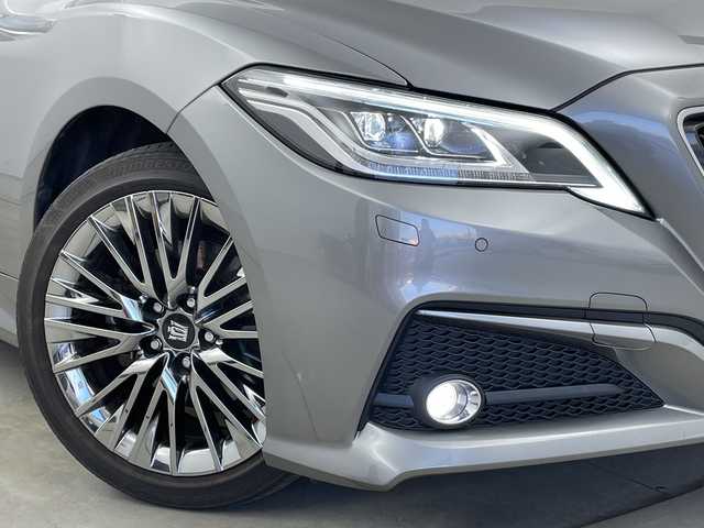 トヨタ クラウン ハイブリッド G－エグゼクティブ Four 新潟県 2020(令2)年 7.3万km グレー ４WD/純正メモリナビ/（BT/FM/AM/フルセグTV）/全周囲カメラ/ステアリングスイッチ/全周囲カメラ/パワーシート/シートヒーター/シートヒーター/エアシート/寒冷地仕様/前後ドライブレコーダー/電動リアゲート/エンジンスターター/ETC/取扱説明書