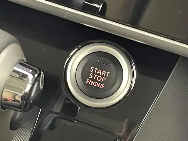 日産 デイズ ルークス HWS X Vセレクション 埼玉県 2018(平30)年 1.5万km ホワイトパール 純正９インチナビ　バックカメラ　ドライブレコーダー　ｅアシスト　シートヒーター　ステアリングスイッチ　ヘッドライトレベライザー　純正アルミホイール　スマートキー　オートハイビーム　ＬＥＤヘッドライト