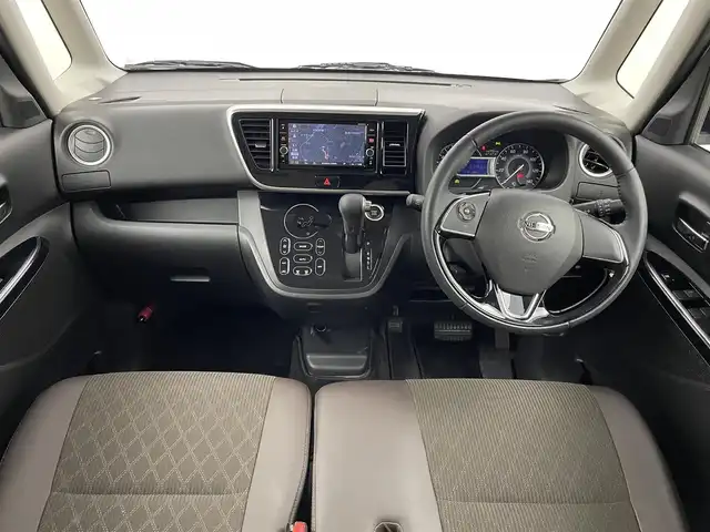 日産 デイズ ルークス HWS X Vセレクション 埼玉県 2018(平30)年 1.5万km ホワイトパール 純正９インチナビ　バックカメラ　ドライブレコーダー　ｅアシスト　シートヒーター　ステアリングスイッチ　ヘッドライトレベライザー　純正アルミホイール　スマートキー　オートハイビーム　ＬＥＤヘッドライト