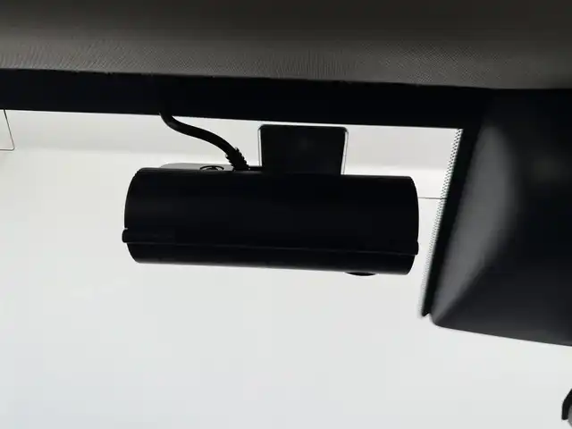 スバル レヴォーグ 1．8STIスポーツ EX 愛知県 2024(令6)年 2万km クリスタルブラックシリカ アイサイト/ハーマーカードン/11.6型純正縦型ナビ/・Bluetooth/・フルセグTV/・Applecarplay/・androidauto/アラウンドビューモニター/ドライブレコーダー/レーダークルーズコントロール/パワーバックドア/レザーシート/パワーシート（D/N）/シートヒーター（D/N）/革巻きステアリング/ステアリングリモコン/パドルシフト/電動パーキングシステム/ETC/純正フロアマット/純正アルミホイール/フォグランプ/ディライト