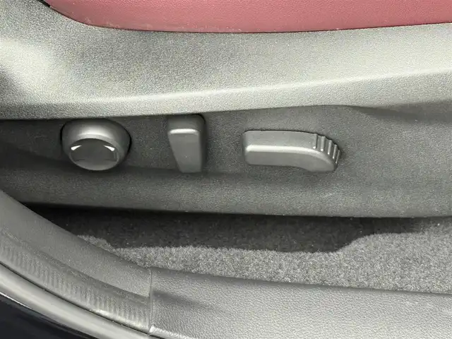 スバル レヴォーグ 1．8STIスポーツ EX 愛知県 2024(令6)年 2万km クリスタルブラックシリカ アイサイト/ハーマーカードン/11.6型純正縦型ナビ/・Bluetooth/・フルセグTV/・Applecarplay/・androidauto/アラウンドビューモニター/ドライブレコーダー/レーダークルーズコントロール/パワーバックドア/レザーシート/パワーシート（D/N）/シートヒーター（D/N）/革巻きステアリング/ステアリングリモコン/パドルシフト/電動パーキングシステム/ETC/純正フロアマット/純正アルミホイール/フォグランプ/ディライト