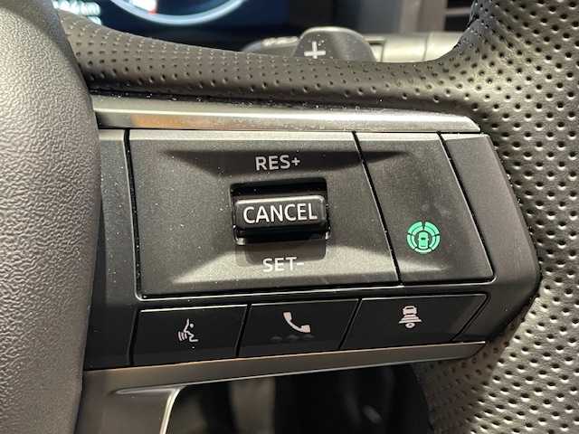 三菱 アウトランダー ＰＨＥＶ G 宮城県 2022(令4)年 6.8万km チタニウムグレーメタリック 4WD/BOSEサウンドシステム/マイパイロット/・衝突被害軽減ブレーキ/・踏み間違い衝突防止アシスト/・車線逸脱警報システム/・アダプティブLEDヘッドライト/・オートマチックハイビーム/・ブライドスポットモニター/純正9インチナビ/・Bluetooth/フルセグTV/USB/・全方位カメラ/・ETC2.0/・純正ドライブレコーダー/デジタルインナーミラー/電子パーキング/・オートブレーキホールド/前後コーナーセンサー/電動リアゲート/100V充電/革巻きステアリング/・ステアリングリモコン/・パドルシフト/プッシュスタート/・スマートキー/ハーフレザーシート/・パワーシート（運転席）/・シートヒーター（運転席/助手席）/LEDヘッドライト/・オートライト/・フォグランプ/純正アルミホイール/純正フロアマット