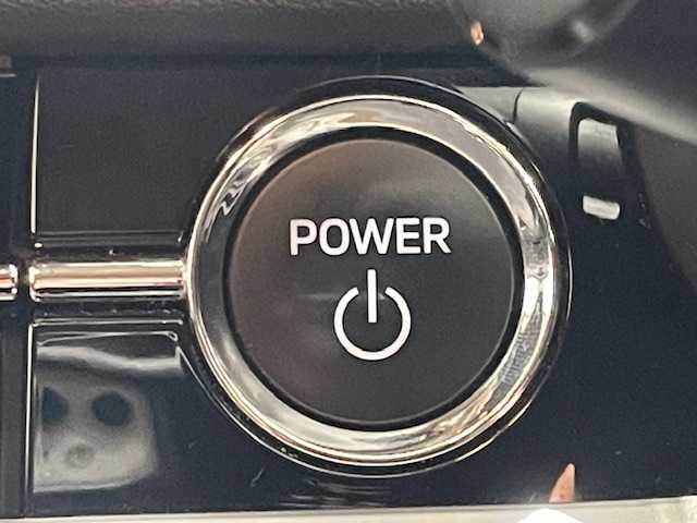 三菱 アウトランダー ＰＨＥＶ G 宮城県 2022(令4)年 6.8万km チタニウムグレーメタリック 4WD/BOSEサウンドシステム/マイパイロット/・衝突被害軽減ブレーキ/・踏み間違い衝突防止アシスト/・車線逸脱警報システム/・アダプティブLEDヘッドライト/・オートマチックハイビーム/・ブライドスポットモニター/純正9インチナビ/・Bluetooth/フルセグTV/USB/・全方位カメラ/・ETC2.0/・純正ドライブレコーダー/デジタルインナーミラー/電子パーキング/・オートブレーキホールド/前後コーナーセンサー/電動リアゲート/100V充電/革巻きステアリング/・ステアリングリモコン/・パドルシフト/プッシュスタート/・スマートキー/ハーフレザーシート/・パワーシート（運転席）/・シートヒーター（運転席/助手席）/LEDヘッドライト/・オートライト/・フォグランプ/純正アルミホイール/純正フロアマット