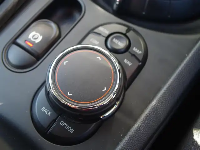 ＭＩＮＩ ミニ クラブマン クーパーSD 埼玉県 2017(平29)年 7万km ピュアバーガンディー ワンオーナー /オートクルーズコントロール /ペッパーパッケージ /コンフォートアクセス /iDriveナビ /ETC /Bluetooth /純正17インチアルミホイール /スポーツモード/グリーンモード /アイドリングストップシステム /LEDヘッドライト