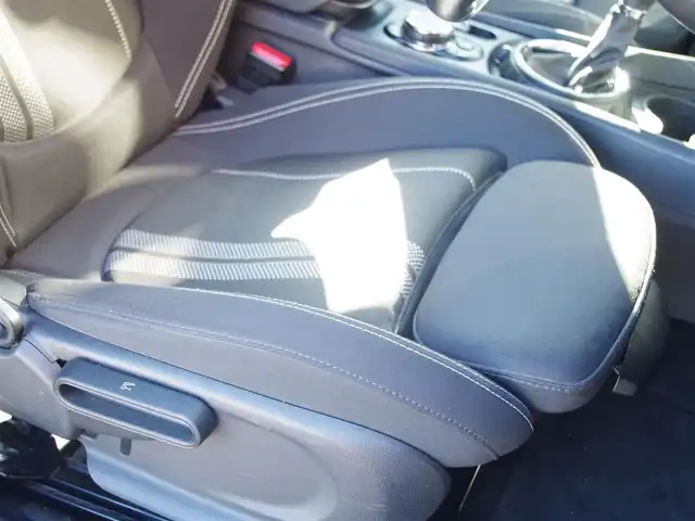 ＭＩＮＩ ミニ クラブマン クーパーSD 埼玉県 2017(平29)年 7万km ピュアバーガンディー ワンオーナー /オートクルーズコントロール /ペッパーパッケージ /コンフォートアクセス /iDriveナビ /ETC /Bluetooth /純正17インチアルミホイール /スポーツモード/グリーンモード /アイドリングストップシステム /LEDヘッドライト