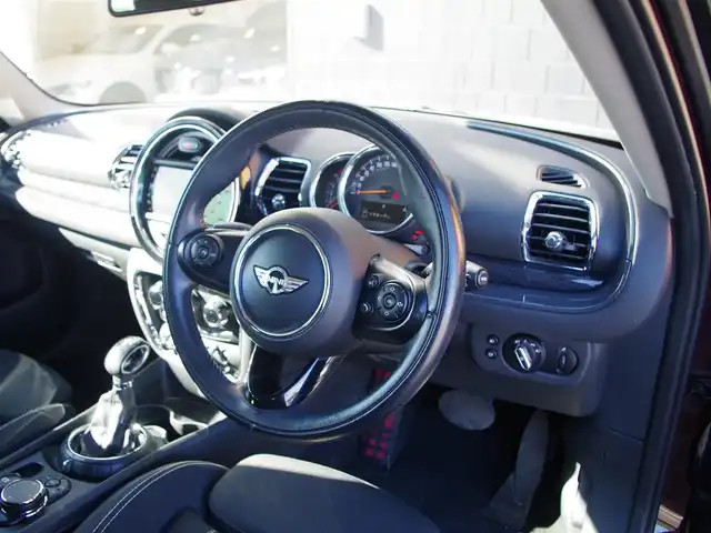 ＭＩＮＩ ミニ クラブマン クーパーSD 埼玉県 2017(平29)年 7万km ピュアバーガンディー ワンオーナー /オートクルーズコントロール /ペッパーパッケージ /コンフォートアクセス /iDriveナビ /ETC /Bluetooth /純正17インチアルミホイール /スポーツモード/グリーンモード /アイドリングストップシステム /LEDヘッドライト