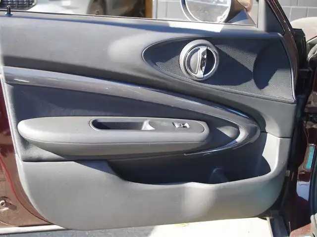 ＭＩＮＩ ミニ クラブマン クーパーSD 埼玉県 2017(平29)年 7万km ピュアバーガンディー ワンオーナー /オートクルーズコントロール /ペッパーパッケージ /コンフォートアクセス /iDriveナビ /ETC /Bluetooth /純正17インチアルミホイール /スポーツモード/グリーンモード /アイドリングストップシステム /LEDヘッドライト