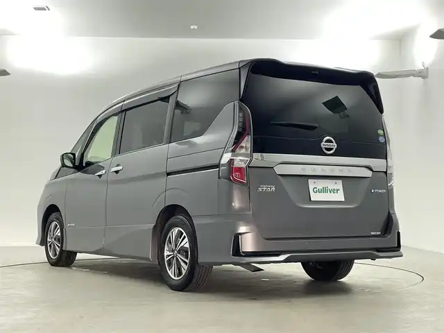 日産 セレナ e－パワー ハイウェイスター V 福井県 2020(令2)年 6.7万km ダークメタルグレー プロパイロット/・衝突軽減ブレーキ/・レーンキープアシスト/・車線逸脱警報機能/・クルーズコントロール（追従有）/セーフティパックB/寒冷地仕様/・ハンドルヒーター/純正ナビゲーション/【AM/FM/CD/Bluetooth/フルセグTV】/アラウンドビューモニター/両側パワースライドドア/プッシュスタート/スマートキー/オートライト/LEDヘッドライド/LEDフォグライド