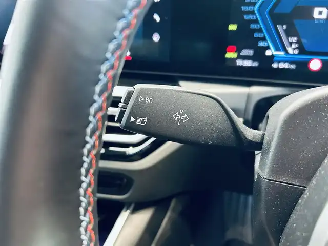 ＢＭＷ ＢＭＷ Ｍ３ コンペティション M xDrive 大阪府 2023(令5)年 1.1万km 白 黒革/パワーシート/Dシートメモリ/シートヒーター/純正ナビ/TV/360度カメラ/applecarplay/HUD/ハーマンカードン/ACC/ブラインドスポット/純正AW/ワイヤレス充電