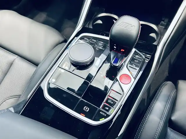ＢＭＷ ＢＭＷ Ｍ３ コンペティション M xDrive 大阪府 2023(令5)年 1.1万km 白 黒革/パワーシート/Dシートメモリ/シートヒーター/純正ナビ/TV/360度カメラ/applecarplay/HUD/ハーマンカードン/ACC/ブラインドスポット/純正AW/ワイヤレス充電