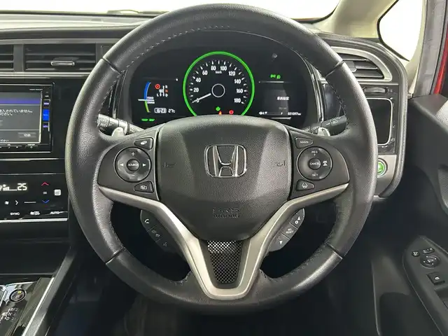 ホンダ シャトル ハイブリッド X ホンダセンシング 大阪府 2019(令1)年 2.2万km プレミアムクリスタルレッドM 純正ナビ(フルセグ/DVD再生/Bluetooth) バックカメラ ETC ハーフレザー シートヒーター 衝突軽減 レーダークルコン パドルシフト オートライト スマートキー ドラレコ