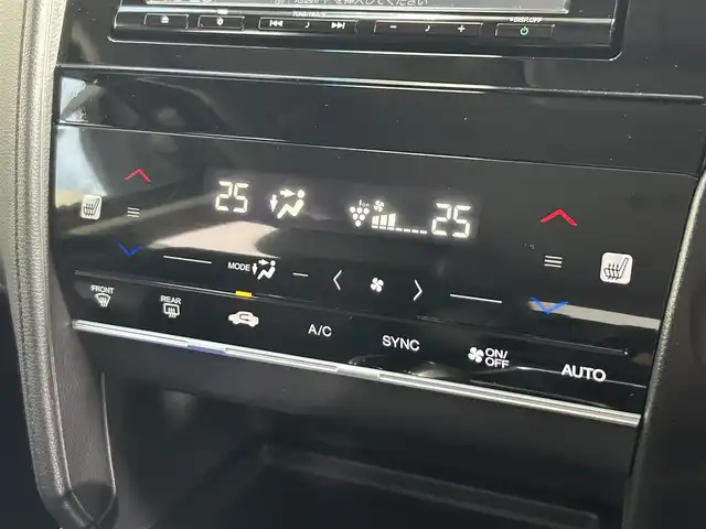 ホンダ シャトル ハイブリッド X ホンダセンシング 大阪府 2019(令1)年 2.2万km プレミアムクリスタルレッドM 純正ナビ(フルセグ/DVD再生/Bluetooth) バックカメラ ETC ハーフレザー シートヒーター 衝突軽減 レーダークルコン パドルシフト オートライト スマートキー ドラレコ