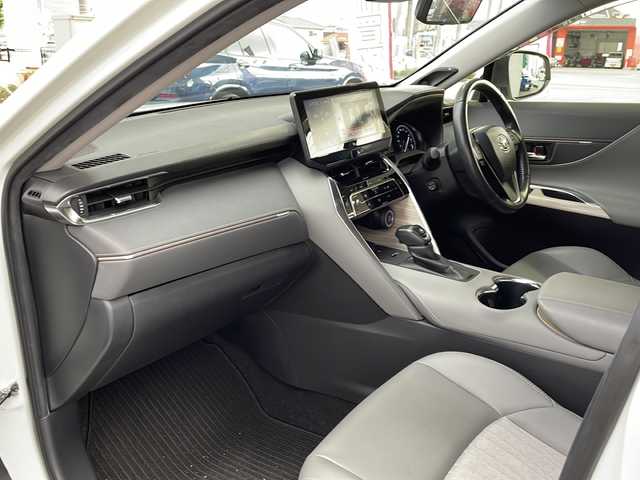トヨタ ハリアー Z 愛媛県 2020(令2)年 6.4万km ホワイトパールクリスタルシャイン Toyota Safety Sense/・プリクラッシュセーフティ/・レーンとレーシングアシスト/・アダプティブハイビームシステム/・ロードサインアシスト/・レーダークルーズコントロール/純正メーカーOPナビ/フルセグTV/Bluetooth/全方位カメラ/JBL/純正ビルトインETC2.0/ブラインドスポットモニター/デジタルインナーミラー/ハーフレザーシート/パワーバックドア/純正ドライブレコーダー/スペアキーx1/保証書/取扱説明書