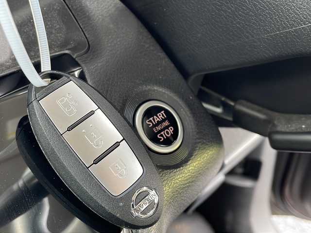日産 ルークス ハイウェイスター X 新潟県 2021(令3)年 6.2万km アッシュブラウンM 純正メモリナビ/　フルセグ、全周囲カメラ、Bluetooth/純正ナビ連動ドラレコ/ハンズフリーオートスライドドア/エマージェンシーブレーキ/先行車発信アラート/ふらつき警報/LEDヘッドライト/純正14インチAW/スマートキー×２/保証書、取説有り