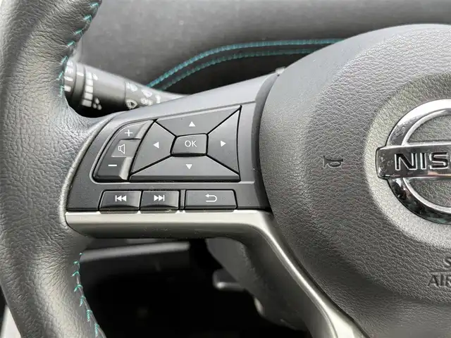 日産 セレナ ライダー Vセレクション 道南・函館 2017(平29)年 7.4万km ダイヤモンドブラック /両側パワースライドドア//純正メモリーナビ/（フルセグTV/DVD/CD/SD/BT/FM/AM)　//純正フリップダウンモニター//アラウンドビューカメラ//エマージェンシーブレーキ//側方支援//標識認識//駐車支援//クルーズコントロール//ECOモード//横滑り防止//アイドリングストップ//HIDヘッドライト//フォグランプ//ウィンカーミラー//革巻きステアリング//プッシュスタート//スマートキー//スペアキー//ETC//社外ドライブレコーダー（前後）