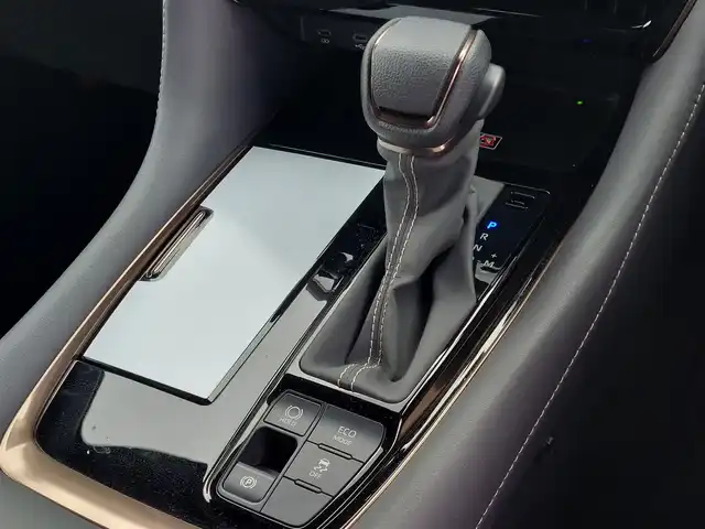 トヨタ アルファード Z 東京都 2024(令6)年 1.4万km プラチナホワイトパールマイカ モデリスタエアロ/ユニバーサルステップ/ヘッドアップディスプレイ/純正ディスプレイオーディオ/パノラミックビューモニター/フリップダウンモニター/AC100V/左右独立ムーンルーフ/デジタルインナーミラー/両側パワースライドドア/ビルトインETC2.0/シートヒーター/ベンチレーションシート/ステアリングヒーター/トヨタセーフティセンス/・プリクラッシュセーフティ/・レーントレーシングアシスト/・レーダークルーズコントロール/・アダプティブハイビームシステム/・ブラインドスポットモニター