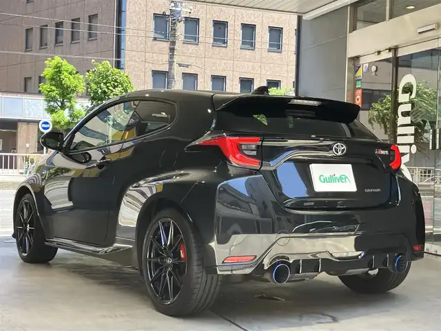 トヨタ ＧＲヤリス RZ ハイパフォーマンス 東京都 2023(令5)年 1.9万km プレシャスブラックパール ワンオーナー/8インチディスプレイオーディオ/ナビキット/HKSマフラー/JBLサウンドシステム/ステリングリモコン/スマートキー/LEDヘッドライト/Bluetooth/アイドリングストップ/ビルトインETC/USB端子/保証書・スペアキー/ディーラー記録簿