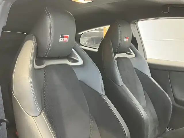 トヨタ ＧＲヤリス RZ ハイパフォーマンス 東京都 2023(令5)年 1.9万km プレシャスブラックパール ワンオーナー/8インチディスプレイオーディオ/ナビキット/HKSマフラー/JBLサウンドシステム/ステリングリモコン/スマートキー/LEDヘッドライト/Bluetooth/アイドリングストップ/ビルトインETC/USB端子/保証書・スペアキー/ディーラー記録簿