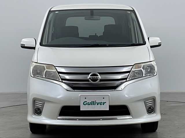 日産 セレナ ハイウェイスター Vセレクション 道央・札幌 2012(平24)年 6.3万km ブリリアントホワイトパール ・純正ナビ&CD&AUX　/・両側パワースライドドア　/・バックカメラ　/・クルーズコントロール　/・アイドリングストップ　/・横滑り防止装置/・プラズマクラスター　/・2列目シートバックテーブル/・サンシェード/・電動格納ミラー　/・純正フロアマット　/・プッシュスタート　/・オートライト/・スマートキー/・スペアキー/・保証書/・取扱説明書