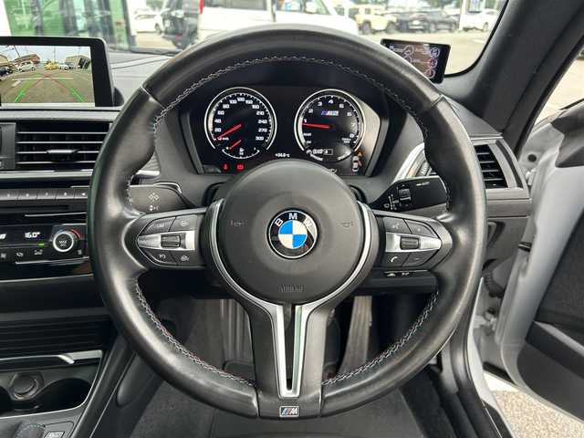 ＢＭＷ Ｍ２ コンペティション 和歌山県 2019(令1)年 6.9万km ガンＭ 純正ナビ/ハーマン・カードン/バックカメラ/(BT/CD/DVD)/衝突軽減/レーンキープ/パーキングアシスト/レザーシート/シートヒーター/パワーシート/ETC/前後ドライブレコーダー/レイズホイール/LEDヘッドライト/オートライト