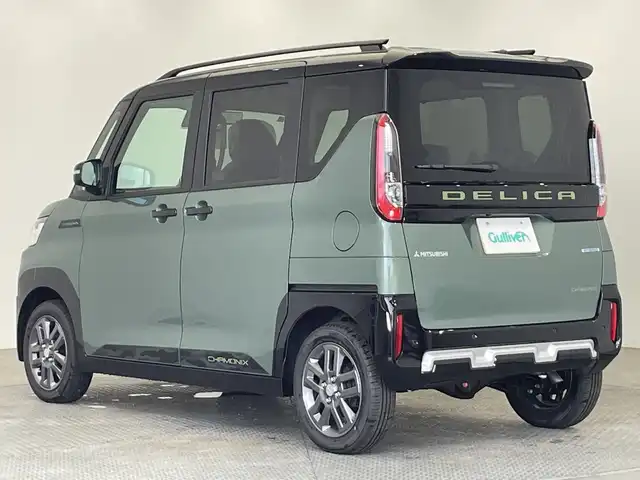 三菱 デリカミニ T プレミアム 栃木県 2025(令7)年 0.1千km 緑Ⅱ 届出済未使用車/4WD/純正9インチディスプレイオーディオ/(Bluetooth・AppleCarPlay・AndroidAuto)/CHAMONIXパッケージ/ (Fバンパーエンブレム・テールゲートエンブレム・Fグリルダイナミック  シールド・テールゲートガーニッシュ)/全方位カメラ/バックカメラ/マイパイロット/衝突軽減ブレーキ/レーンキープアシスト/追従クルーズコントロール/前後コーナーセンサー/両側パワースライドドア/ハーフレザーシート/シートヒーター/パドルシフト/純正15インチアルミホイール/スマートキー/アイドリングストップ/LEDヘッドライト/オートライト