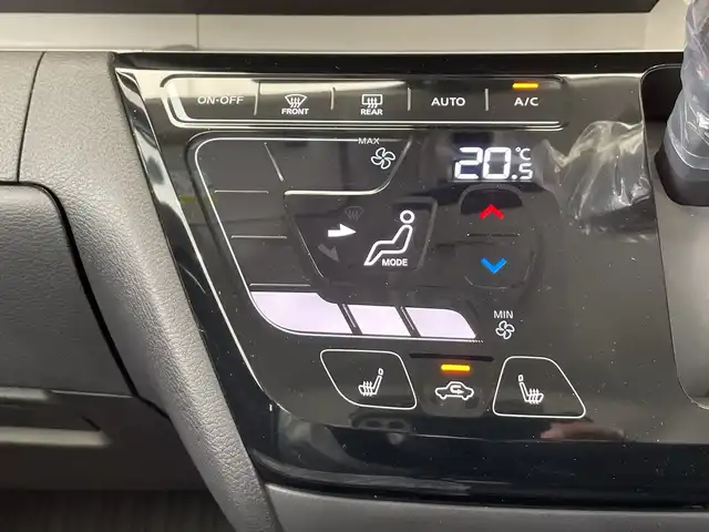 三菱 デリカミニ T プレミアム 栃木県 2025(令7)年 0.1千km 緑Ⅱ 届出済未使用車/4WD/純正9インチディスプレイオーディオ/(Bluetooth・AppleCarPlay・AndroidAuto)/CHAMONIXパッケージ/ (Fバンパーエンブレム・テールゲートエンブレム・Fグリルダイナミック  シールド・テールゲートガーニッシュ)/全方位カメラ/バックカメラ/マイパイロット/衝突軽減ブレーキ/レーンキープアシスト/追従クルーズコントロール/前後コーナーセンサー/両側パワースライドドア/ハーフレザーシート/シートヒーター/パドルシフト/純正15インチアルミホイール/スマートキー/アイドリングストップ/LEDヘッドライト/オートライト