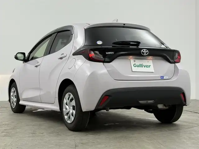 トヨタ ヤリス G 愛知県 2020(令2)年 4万km アイスピンクメタリック トヨタセーフティー/　・プリクラッシュセーフテー/　・レーントレーシングアシスト/　・レーンディパーチャーアラート/　・レーダークルーズコントロール/　・オートマチックハイビーム/　・ロードサインアシスト/　・発信遅れ告知/純正ナビ/　（Bluetooth/USB/フルセグTV）/ETC/ドライブレコーダー/純正フロアマット/ドアバイザー/電動格納ミラー/ステアリングリモコン/プッシュスタート/スマートキー/オートライト/ドアバイザー