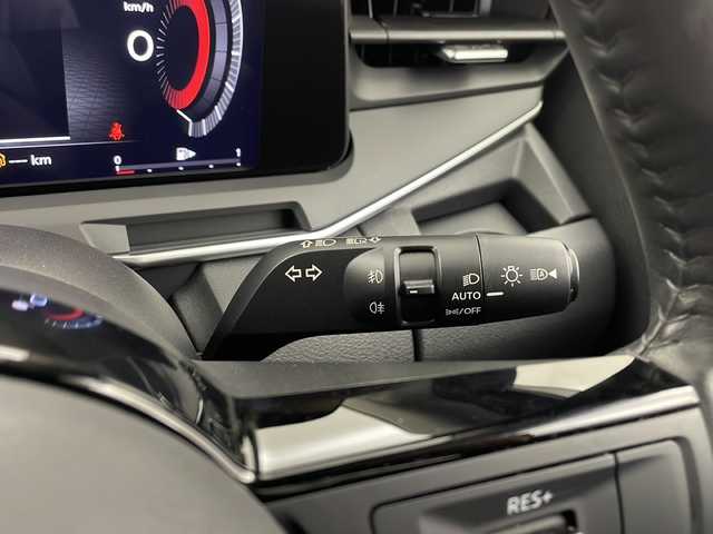 日産 オーラ G レザーエディション 栃木県 2022(令4)年 1.2万km ガーネットレッド/スーパーブラック 2トーン ワンオーナー /純正9インチナビ/・AM/FM/CD/DVD/フルセグ/BT/HDMI/ /AppleCarPlay/AndroidAuto/BOSEサウンド/プロパイロット/エマージェンシーブレーキ/ブラインドスポットモニター/レーンキープアシスト/デジタルインナーミラー/電動パーキング/ビルトインETC/前席シートヒーター/ワイヤレス充電/ステアリングスイッチ/ステアリングヒーター/純正マット/電動格納ミラー/保証書