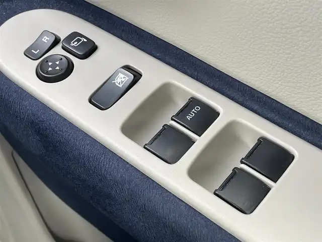 スズキ ラパン モード 島根県 2019(令1)年 3.6万km フォーンベージュM 登録時走行距離35989km/ケンウッドメモリナビ(MDV-D306)/・ワンセグTV/・CD/DVD再生/・AM/FM/・ミュージックサーバー/スズキセーフティサポート/・衝突軽減ブレーキ/・横滑り防止装置/・コーナーセンサー/・車線逸脱警報/ステアリングスイッチ/ETC/キセノンヘッドライト/前席シートヒーター/純正フロアマット/スマートキー/プッシュスタート /スペアキー