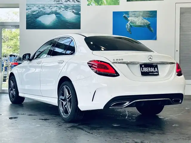 メルセデス・ベンツ Ｃ２００ ローレウスED スポーツプラスPKG 大阪府 2021(令3)年 4万km ポーラホワイト レザーエクスクルーシブP/レーダーセーフティP/HUD/ACC/ブルメスター/赤革/メモリ付きパワーシート/エアシートヒーター/純正ナビ/TV/360度カメラ/applecarplay/純正18インチAW/LEDヘッドライト/電動リアゲート/ブラインドスポット/ワイヤレス充電