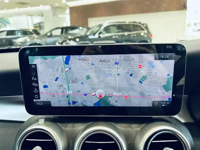 メルセデス・ベンツ Ｃ２００ ローレウスED スポーツプラスPKG 大阪府 2021(令3)年 4万km ポーラホワイト レザーエクスクルーシブP/レーダーセーフティP/HUD/ACC/ブルメスター/赤革/メモリ付きパワーシート/エアシートヒーター/純正ナビ/TV/360度カメラ/applecarplay/純正18インチAW/LEDヘッドライト/電動リアゲート/ブラインドスポット/ワイヤレス充電