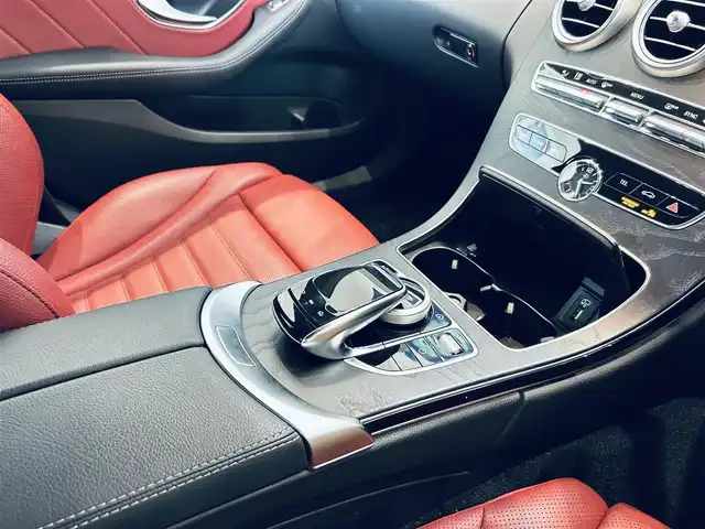 メルセデス・ベンツ Ｃ２００ ローレウスED スポーツプラスPKG 大阪府 2021(令3)年 4万km ポーラホワイト レザーエクスクルーシブP/レーダーセーフティP/HUD/ACC/ブルメスター/赤革/メモリ付きパワーシート/エアシートヒーター/純正ナビ/TV/360度カメラ/applecarplay/純正18インチAW/LEDヘッドライト/電動リアゲート/ブラインドスポット/ワイヤレス充電