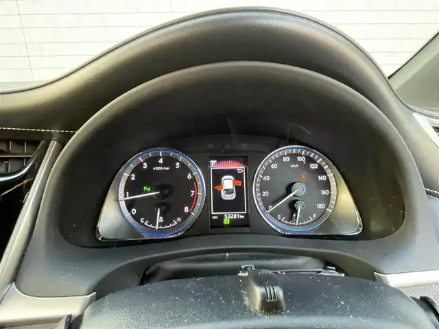 トヨタ ハリアー プレミアム 福岡県 2019(平31)年 5.4万km ブラック/ホワイト 純正7型SDナビ【フルセグTV・CD・DVD・BT】 トヨタセーフティー コーナーセンサー D席パワーシート レーダークルコン ドライブレコーダー【前後】 デジタルミラー オートホールド USBポート ETC 純正フロアマット 純正18インチアルミホイール 純正LEDヘッドライト プッシュスタート スマートキー